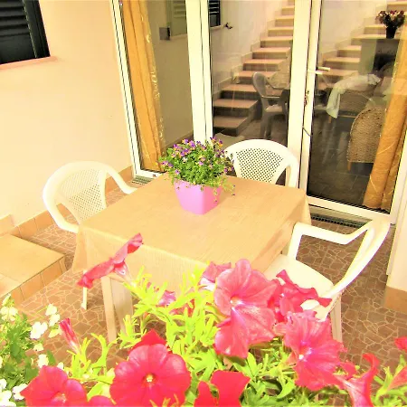 Asia 2 Apartament